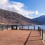 - & Near Sognefjord * Согндал