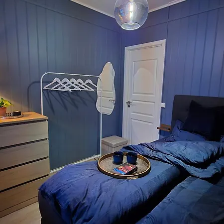 アパート Moderne Cityleilighet ソンダル