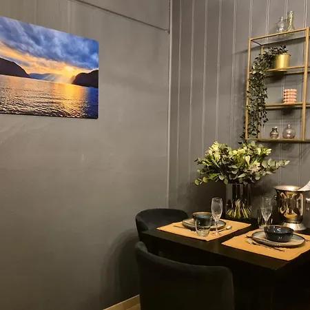 Moderne Cityleilighet ソンダル