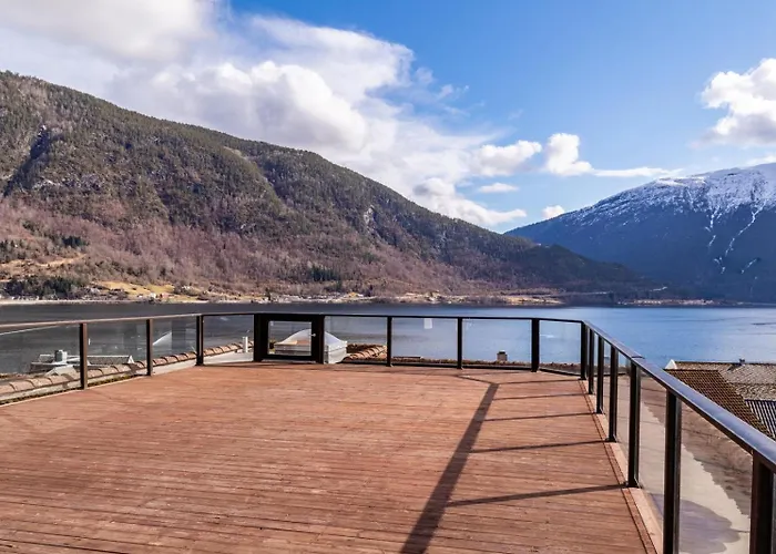 Sogndal Apartment - Central & Near Sognefjord * Σόγκνταλ