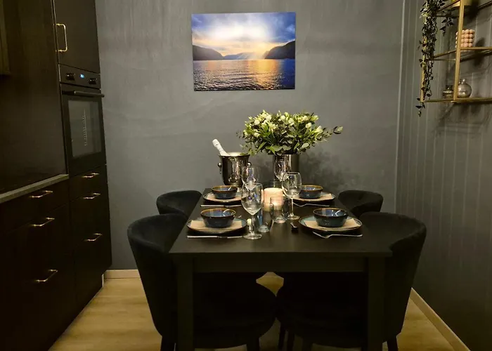 Sogndal Apartment - Central & Near Sognefjord Διαμέρισμα *