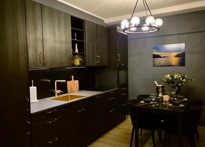 Sogndal Apartment - Central & Near Sognefjord Διαμέρισμα